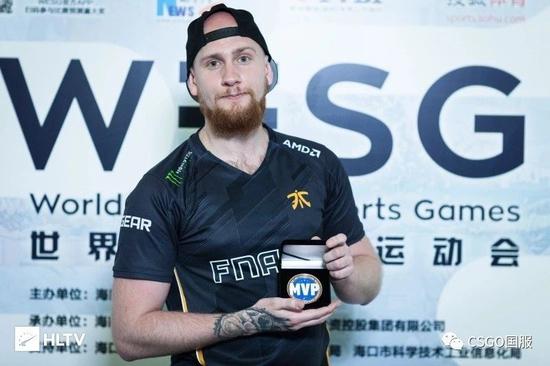 体验全新VR MOBA游戏《Starvault VR》开启Meta Quest封测